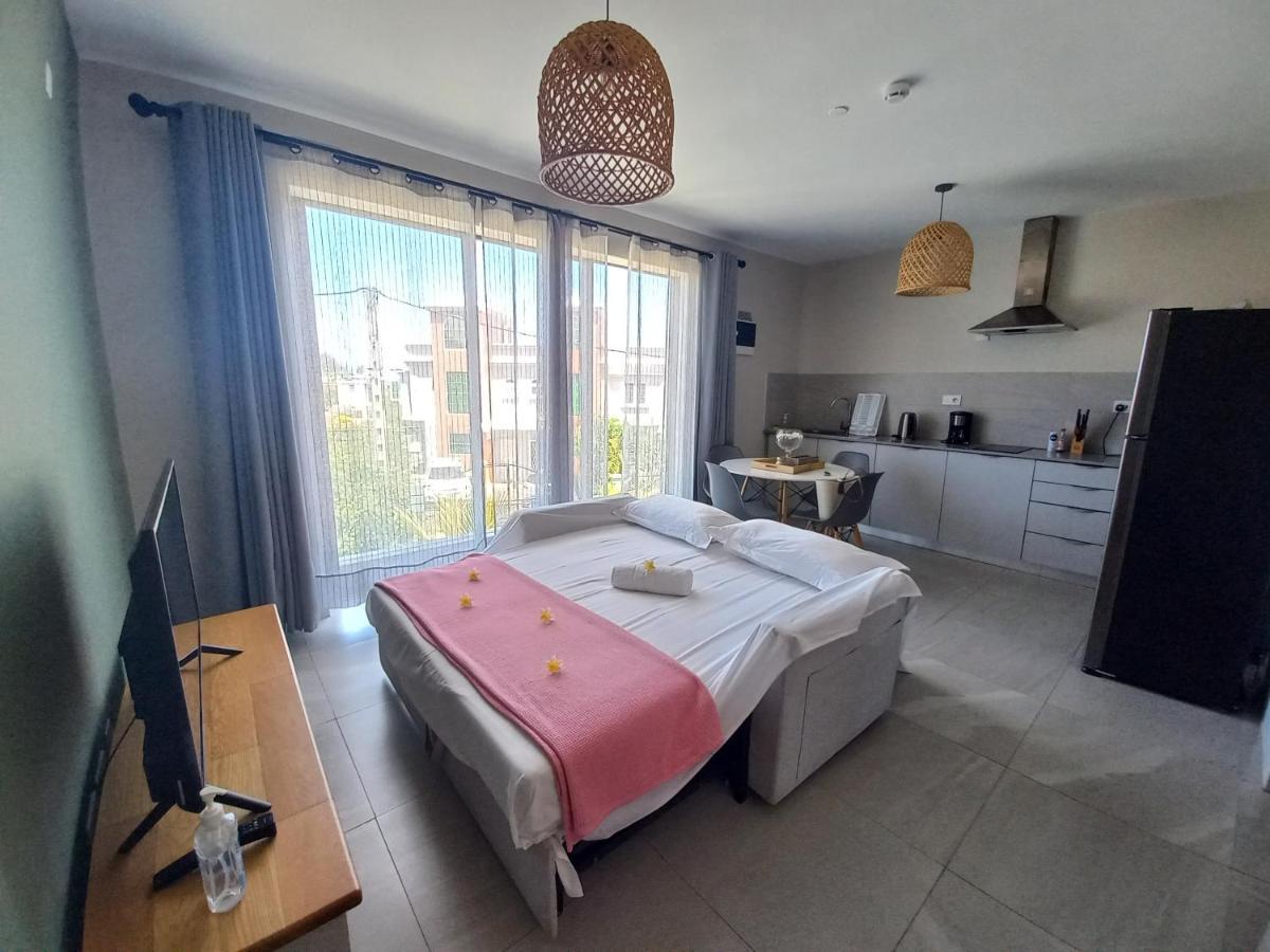 Bois Mapou Self Catering Apartments Unit 203 Riviere Noire Exterior photo